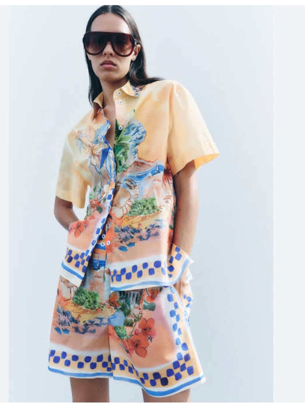 New with tags Zara Printed Short-Sleeve Button Front Shirt — Peach Floral Print